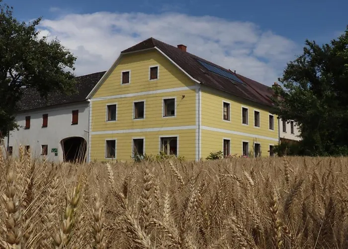 Landhof Lydia Roggendorf